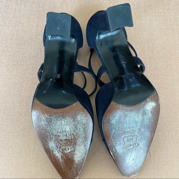 Stuart Weitzman Size 6 black suede/silk pumps - Picture 4 of 6